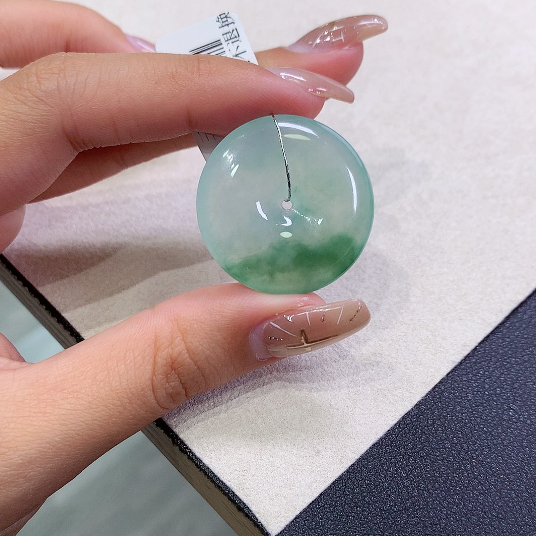 翡翠未镶嵌吊坠(不含链)28.9-5.8