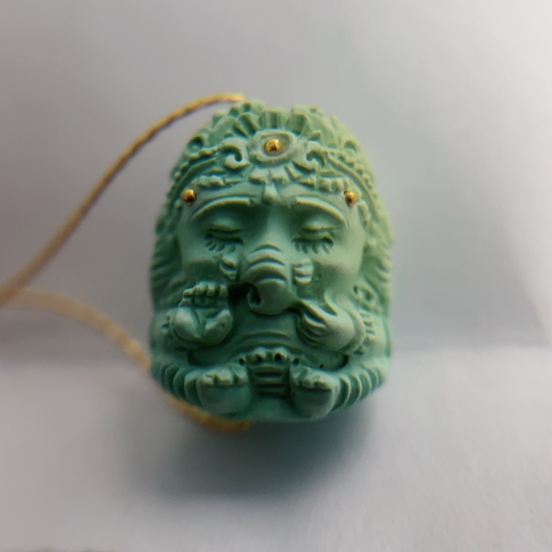 绿松石配饰未镶嵌