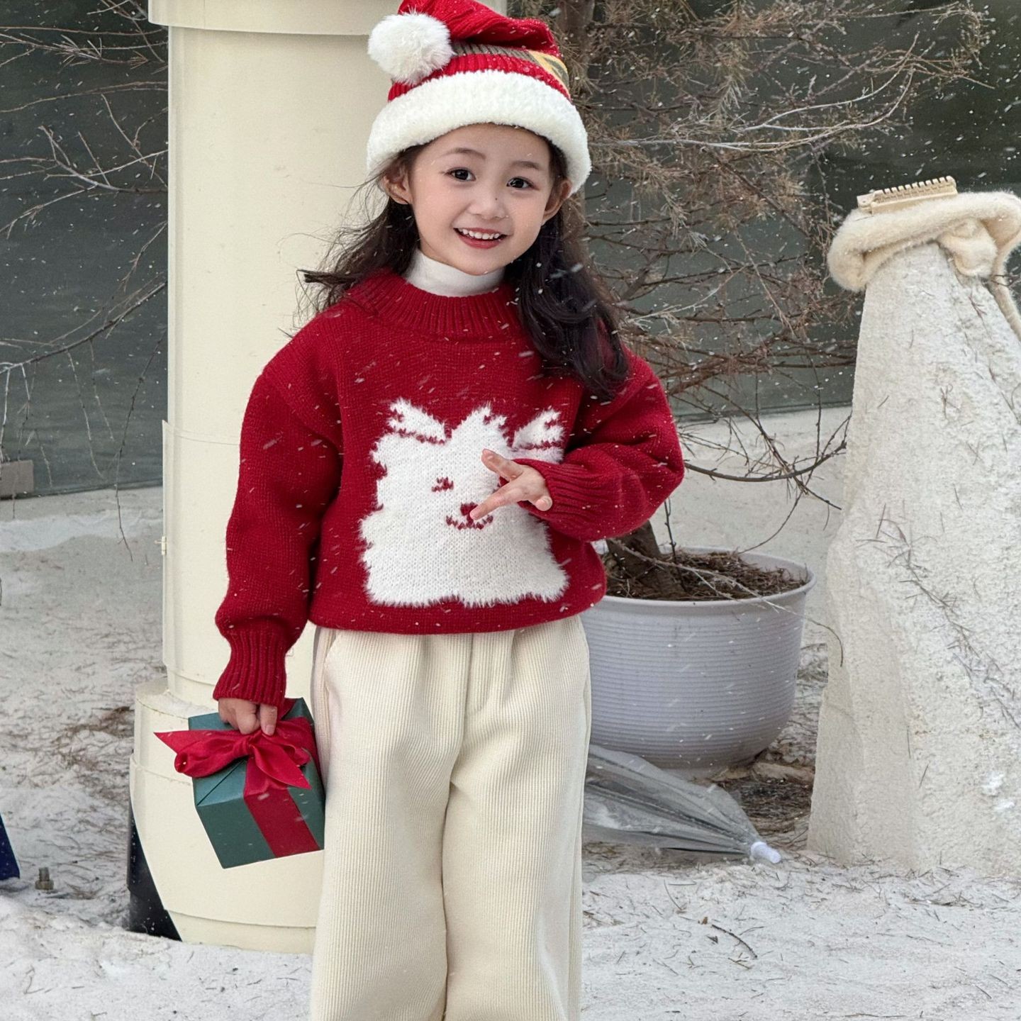 2025冬季新款韩版童装 女童可爱加厚毛衣 卡通新年红毛衣裤子