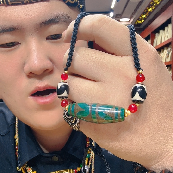 未镶嵌玛瑙/玉髓珠宝奇石