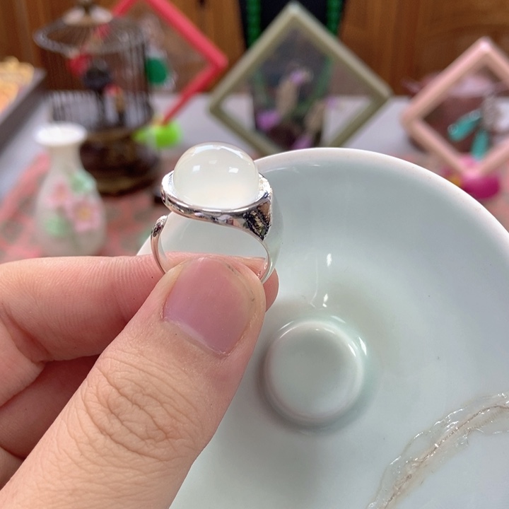 瓷片不会哈哈哈哈哈哈哈哈哈哈