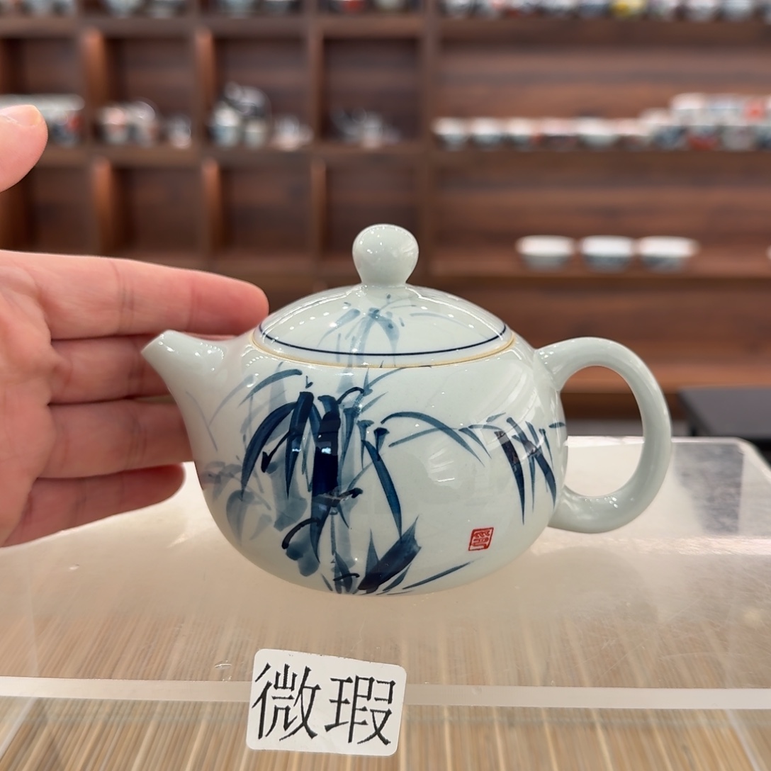 釉下手绘茶具微瑕