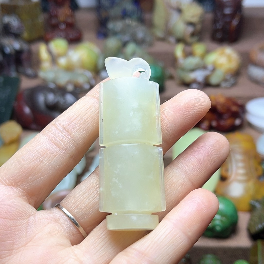 白玉菩提吊坠31。。