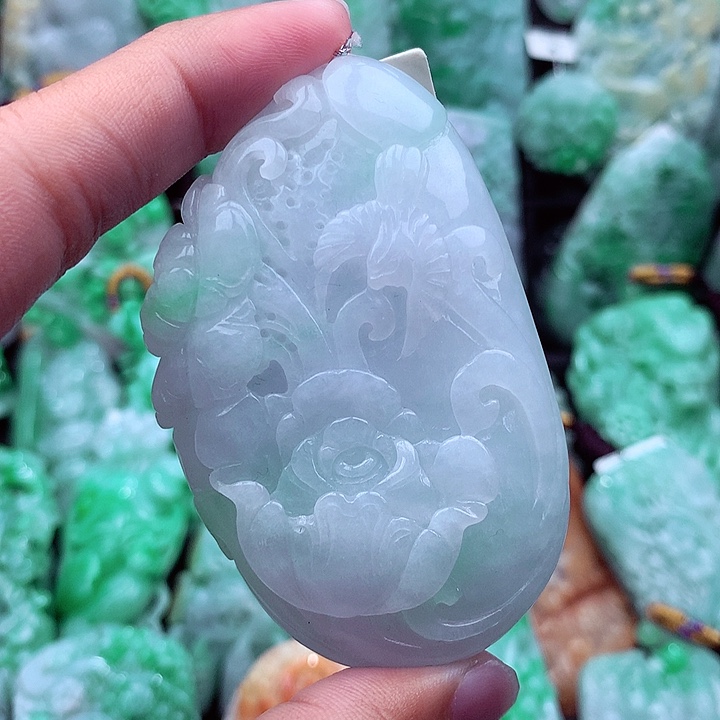 翡翠吊坠(不含链)未镶嵌