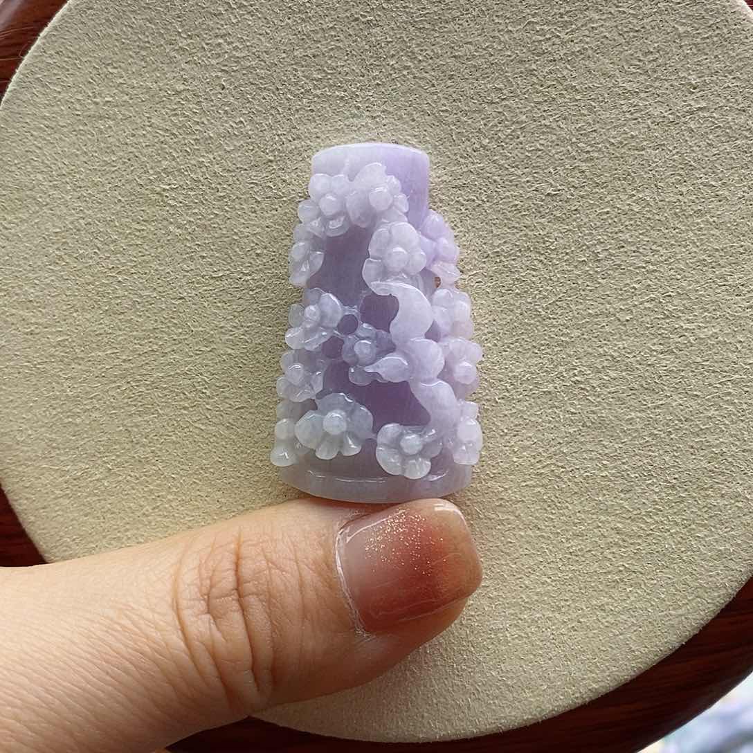 翡翠吊坠(赠链)未镶嵌紫翡雕刻梅花竹节