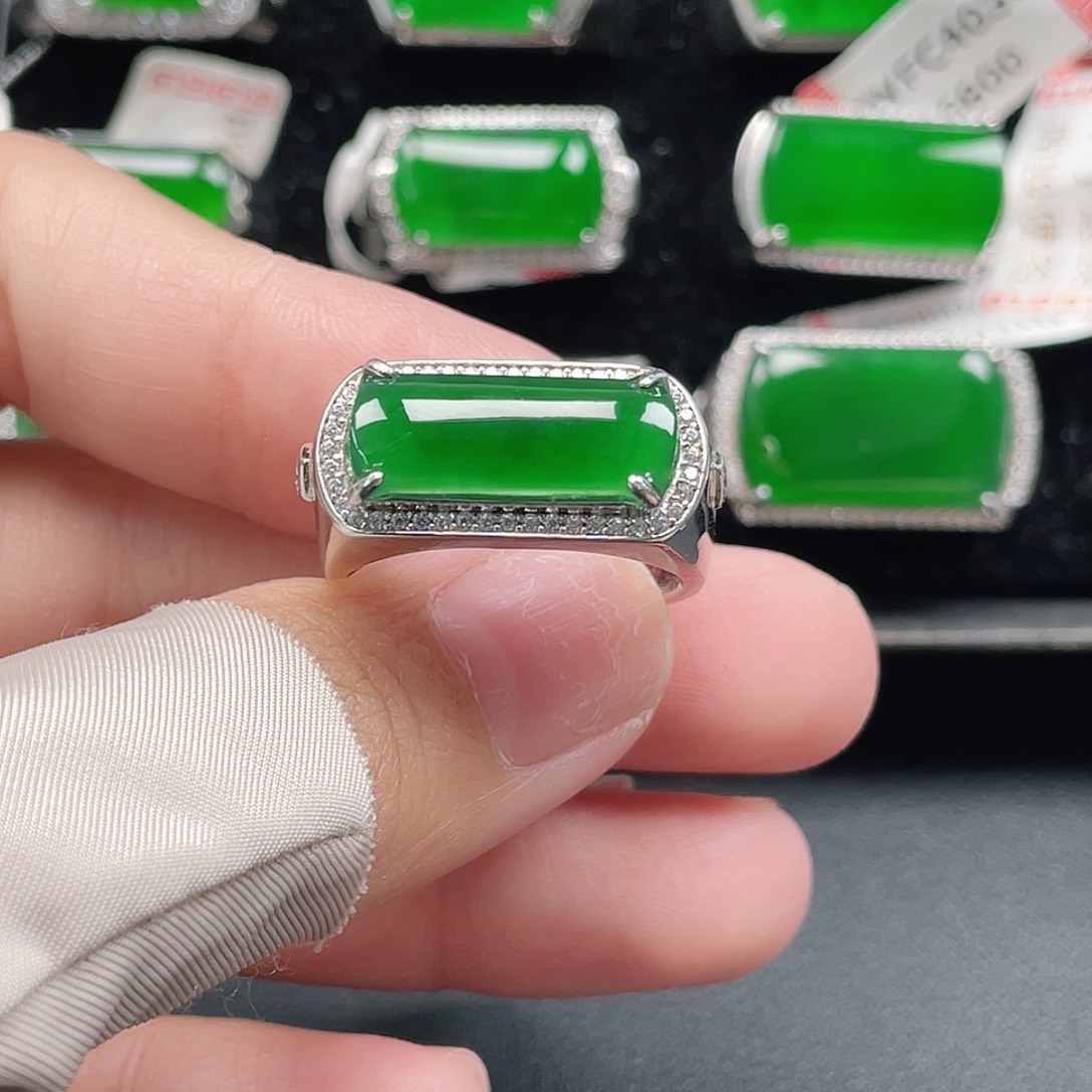 翡翠银S925镶嵌戒指天然A货翡翠没运费险3288
