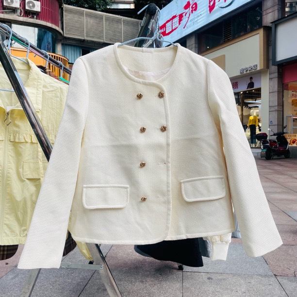 短款秋季圆领摩登优雅显瘦短外套小香风开衫时尚秋冬