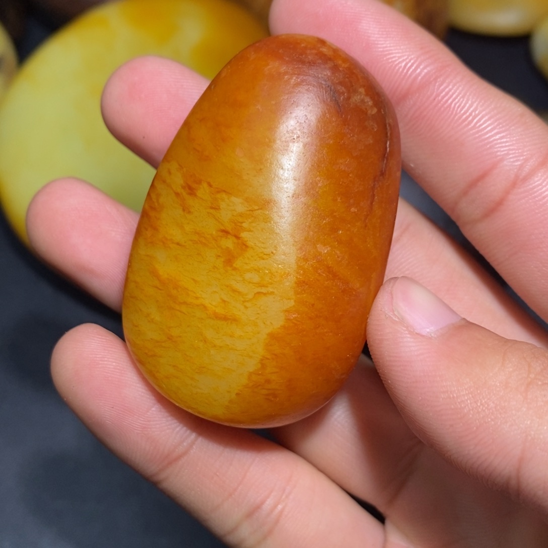 和田玉未镶嵌珠宝奇石