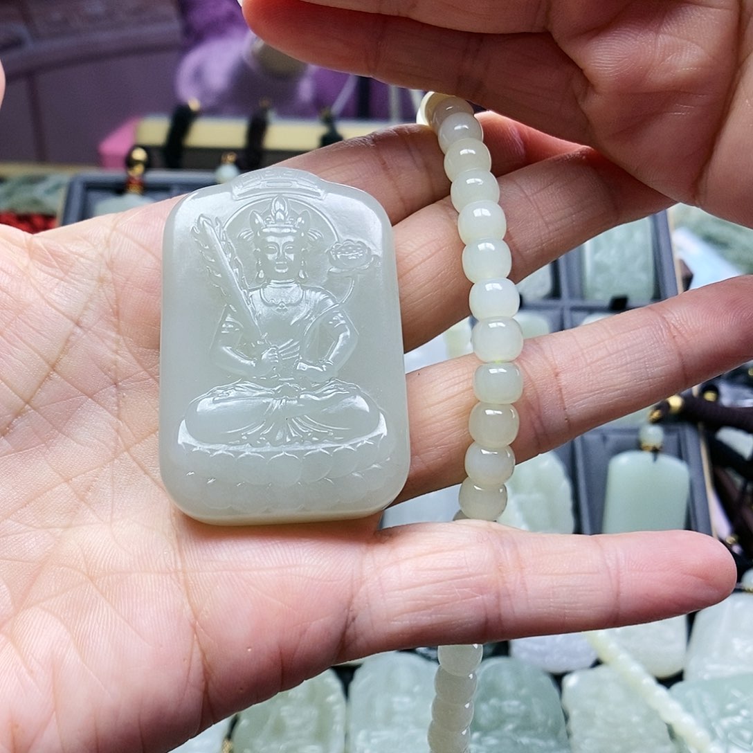 和田玉颈饰未镶嵌军*