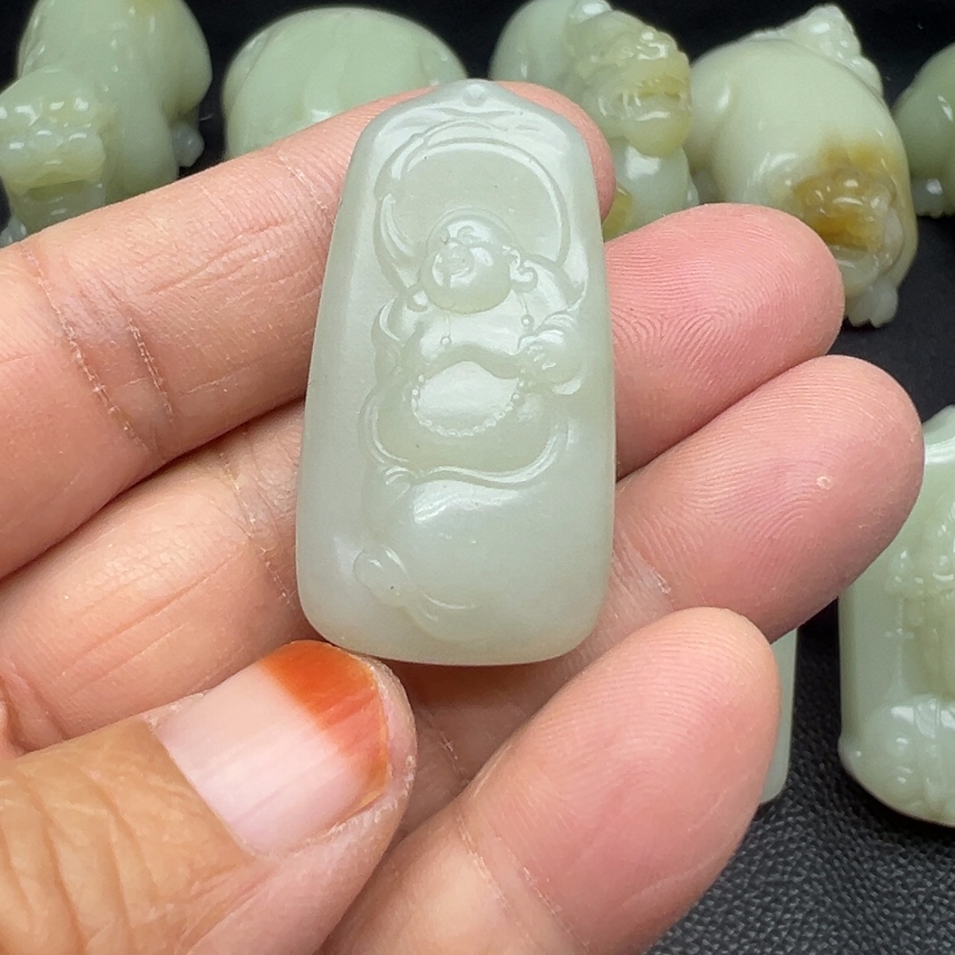 和田玉（糖玉）未镶嵌颈饰