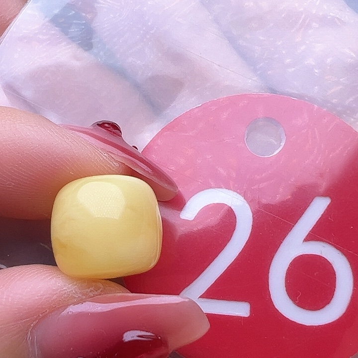 蜜蜡裸石未镶嵌11.7mm 老型