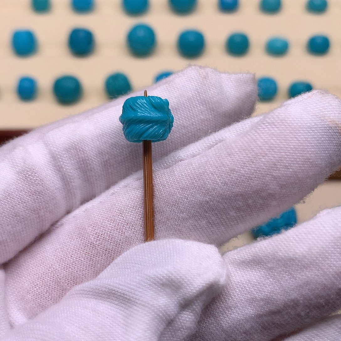 绿松石未镶嵌天然原矿绿松石羽毛9.5