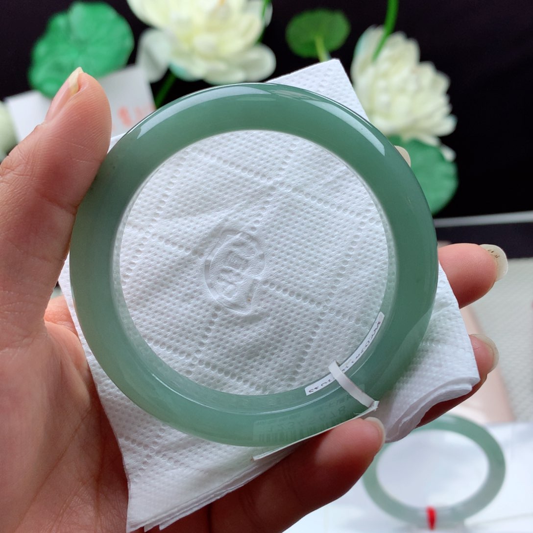 未镶嵌手镯翡翠纯天然5