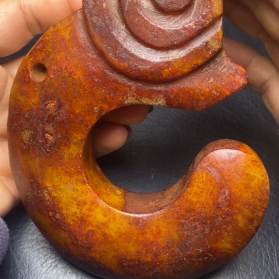 白玉菩提吊坠摆件