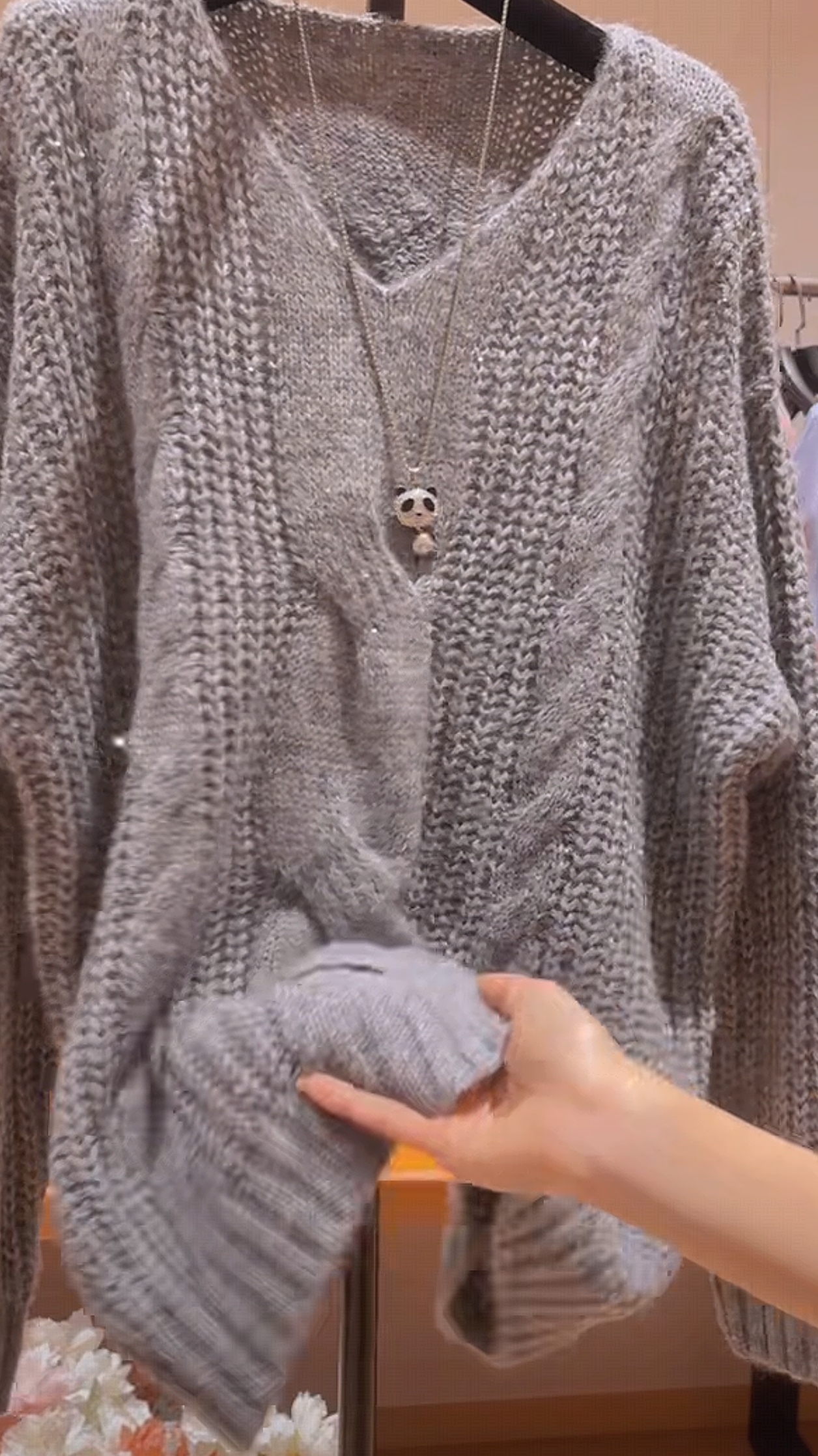 秋冬新款韩系长袖针织休闲厚款V领毛针织衫百搭女装套头（薇薇）