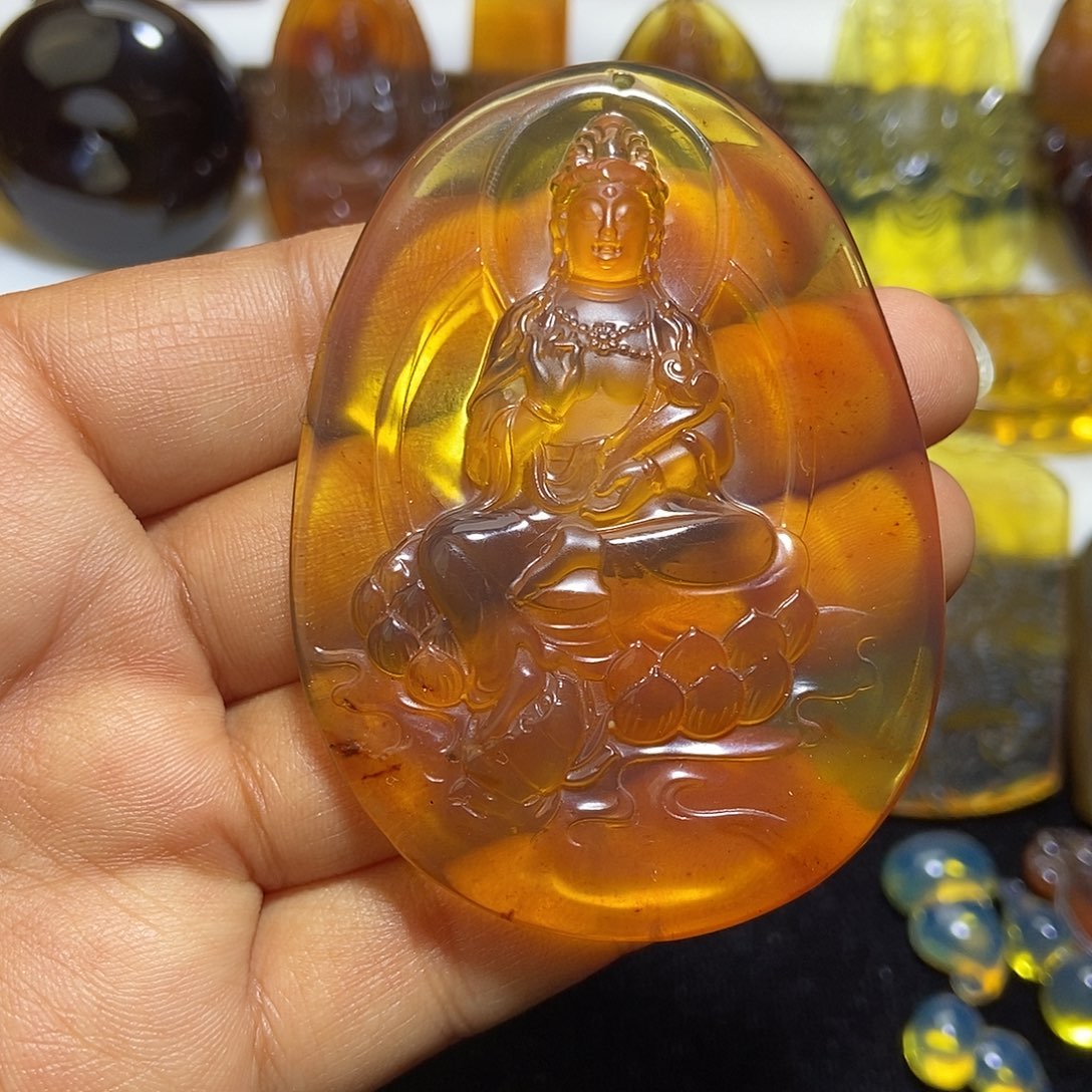 琥珀未镶嵌颈饰缅甸天然琥珀