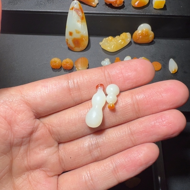 和田玉颈饰未镶嵌1***6