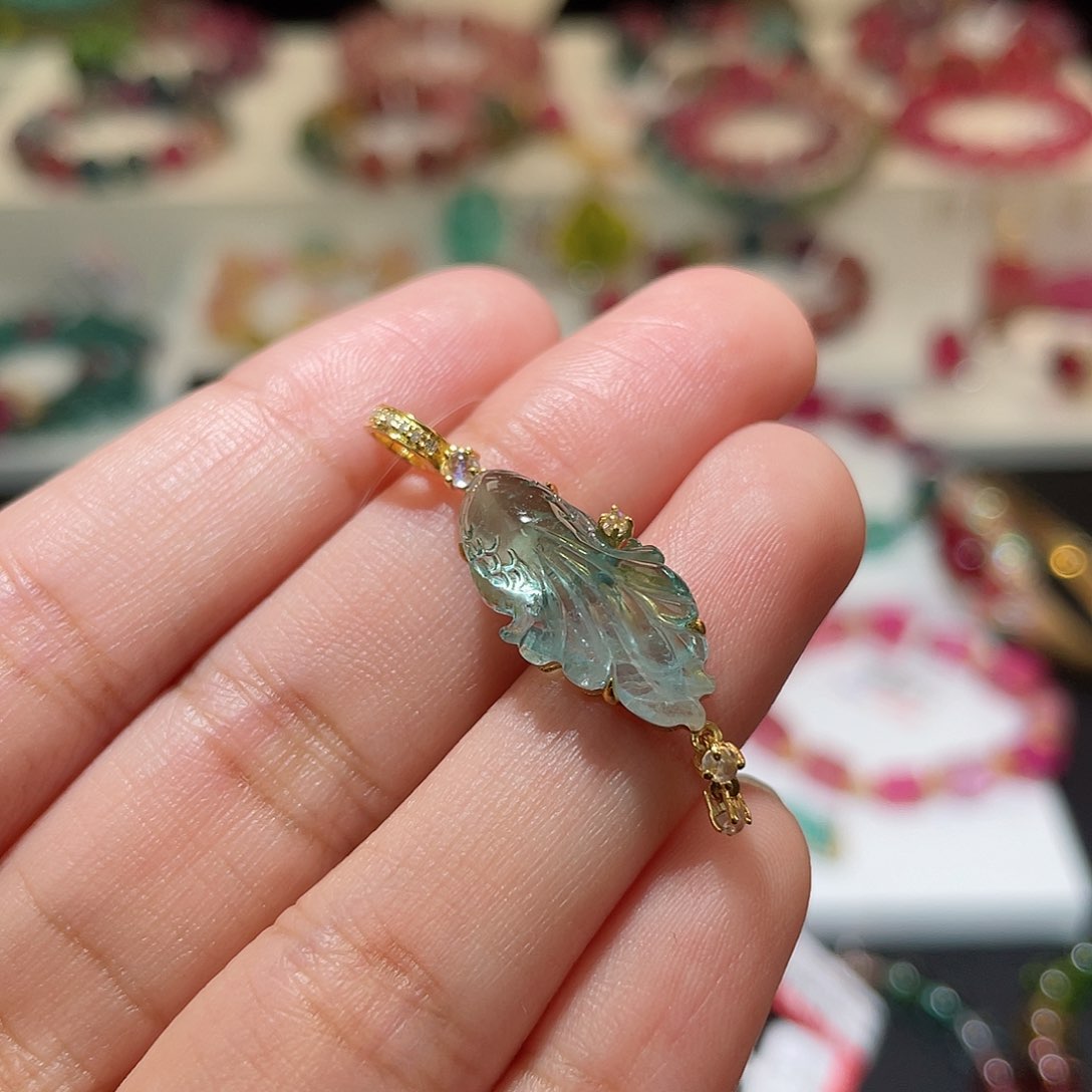 碧玺吊坠(不含链)18K金镶嵌