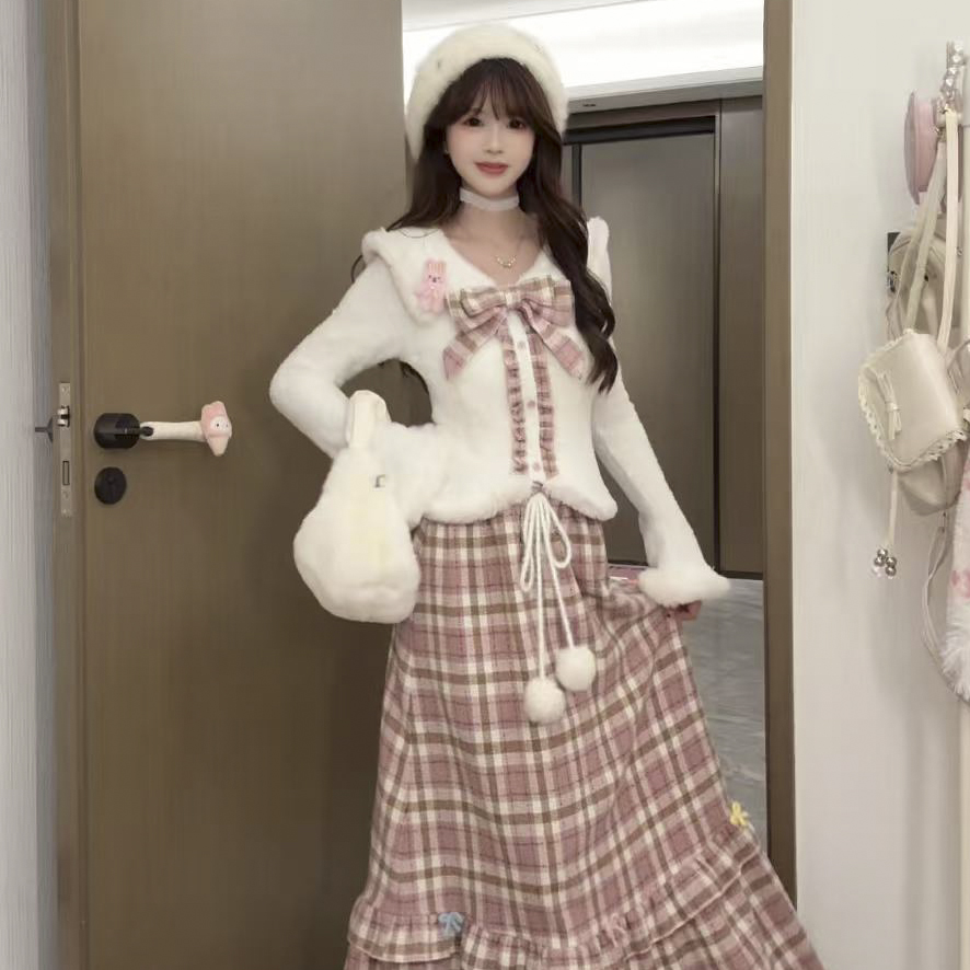 心动桃桃 温柔风气质约会穿搭蝴蝶结木耳上衣+格纹半身裙套装女