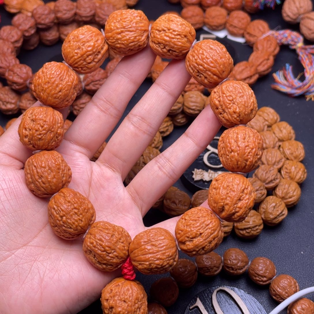 文玩核桃手串虎头111