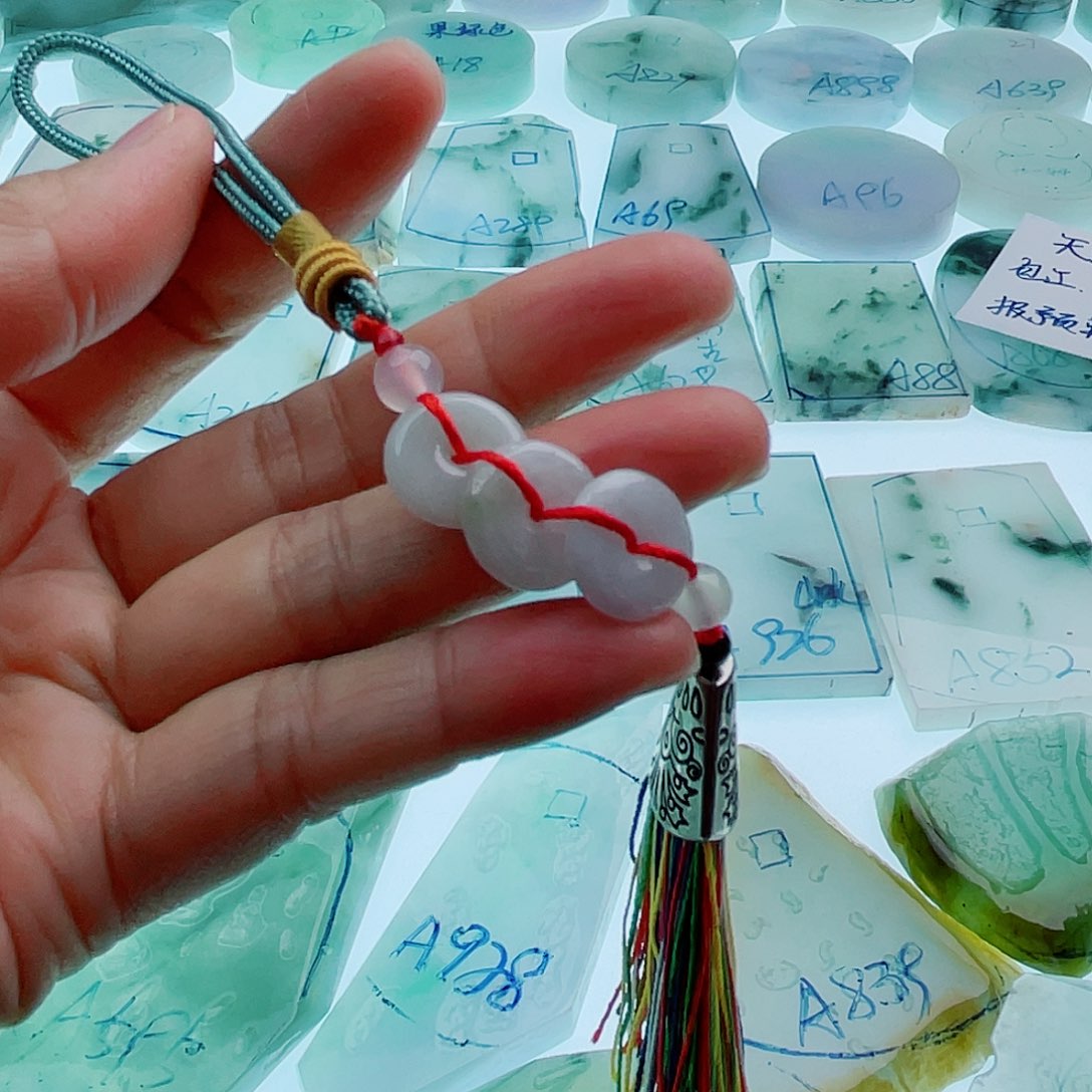 定制翡翠未镶嵌天然缅甸翡翠A货