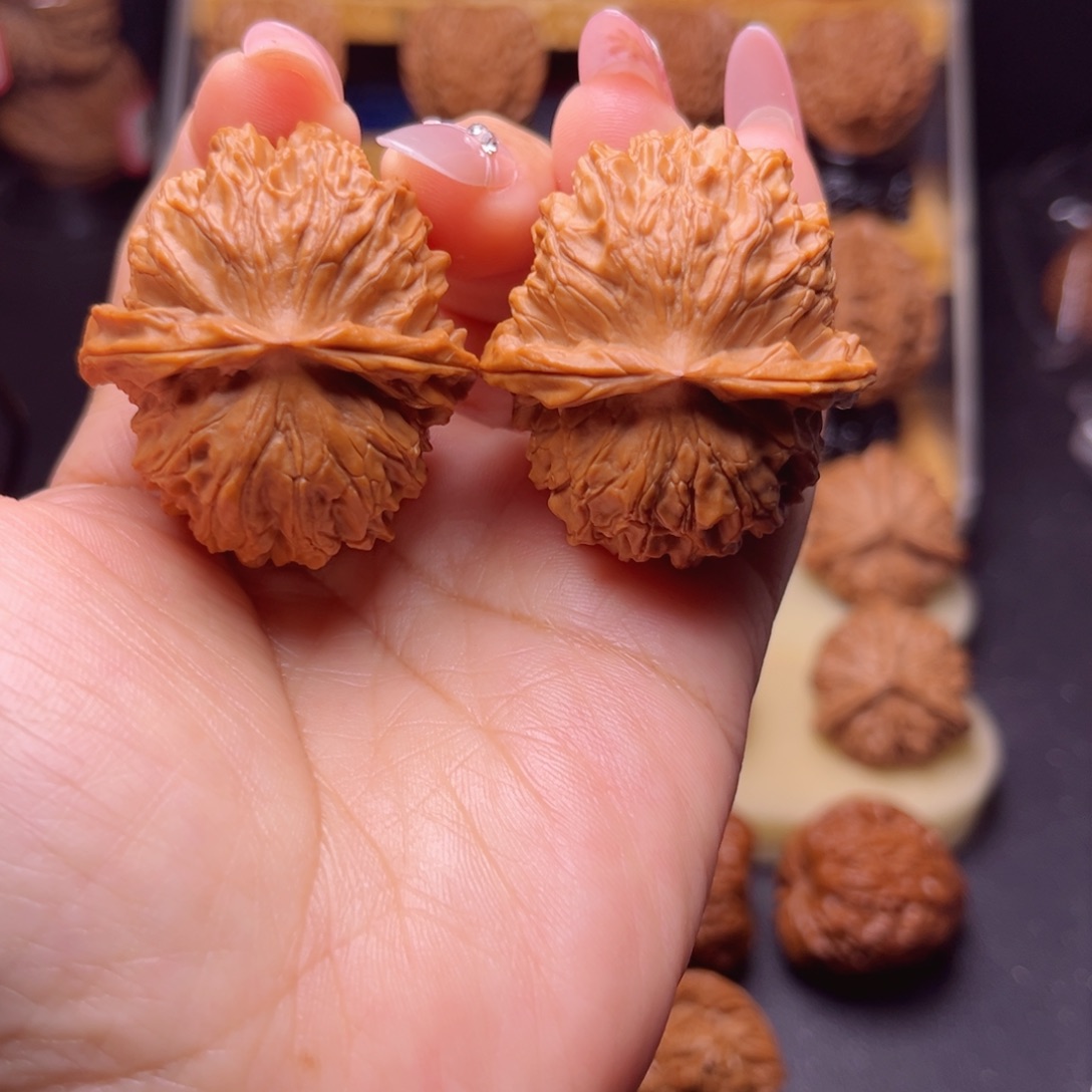 文玩核桃吊坠承德金锭子元宝