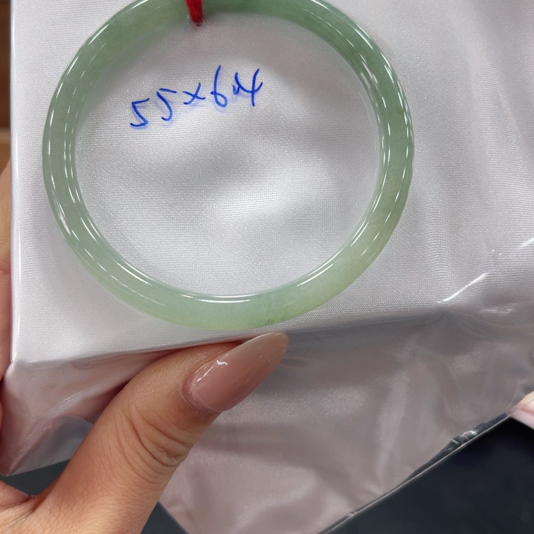 未镶嵌手镯翡翠翡翠