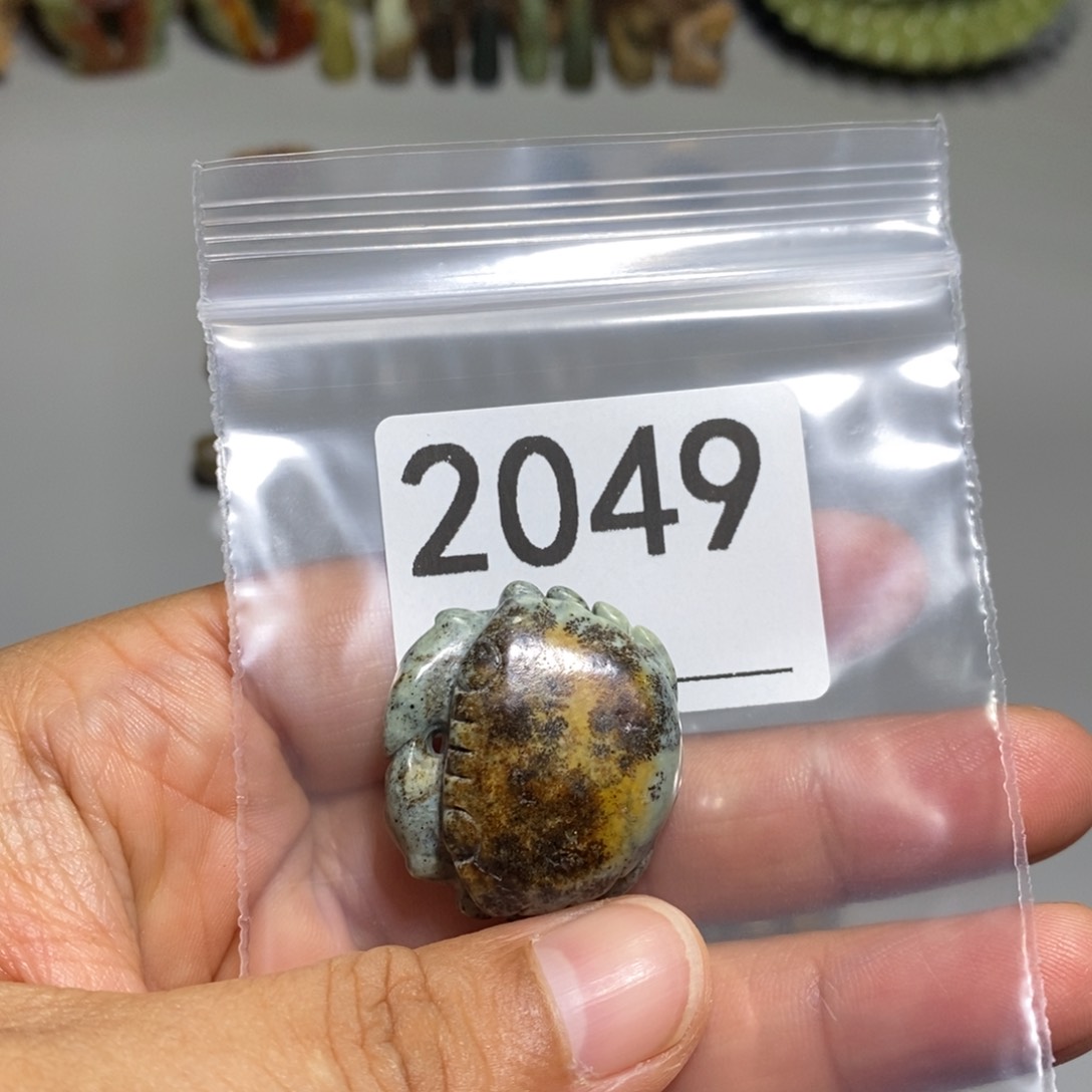 颈饰未镶嵌透闪石质玉马*徐