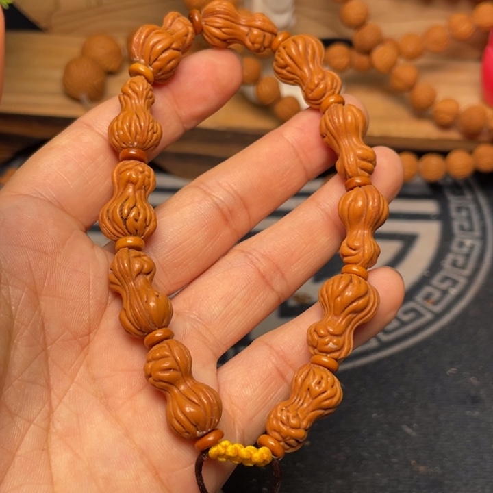 桃核手串龙纹桃核1