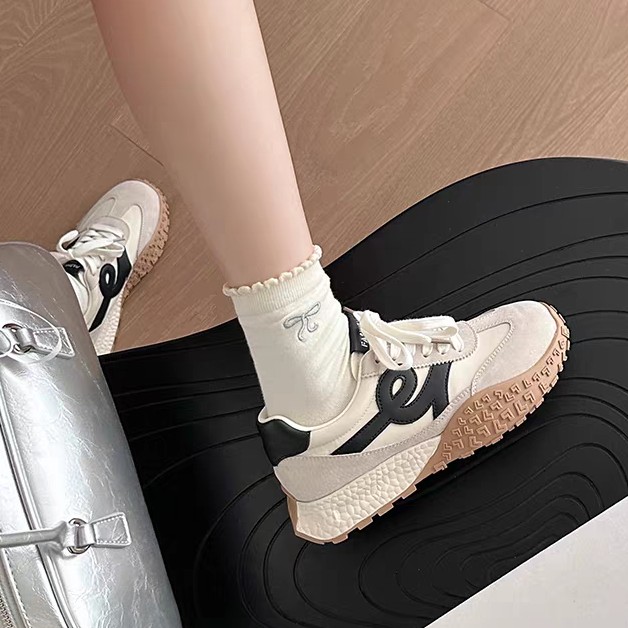 网红款阿甘小码德训鞋31-34码厚底增高韩版时尚百搭运动休闲板鞋