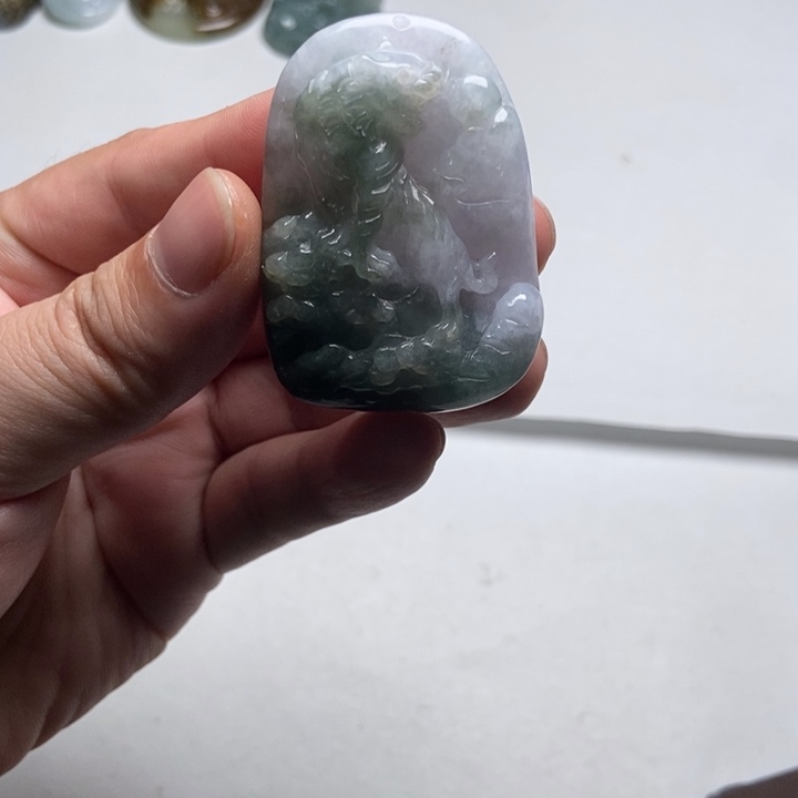 翡翠未镶嵌颈饰虎牌11