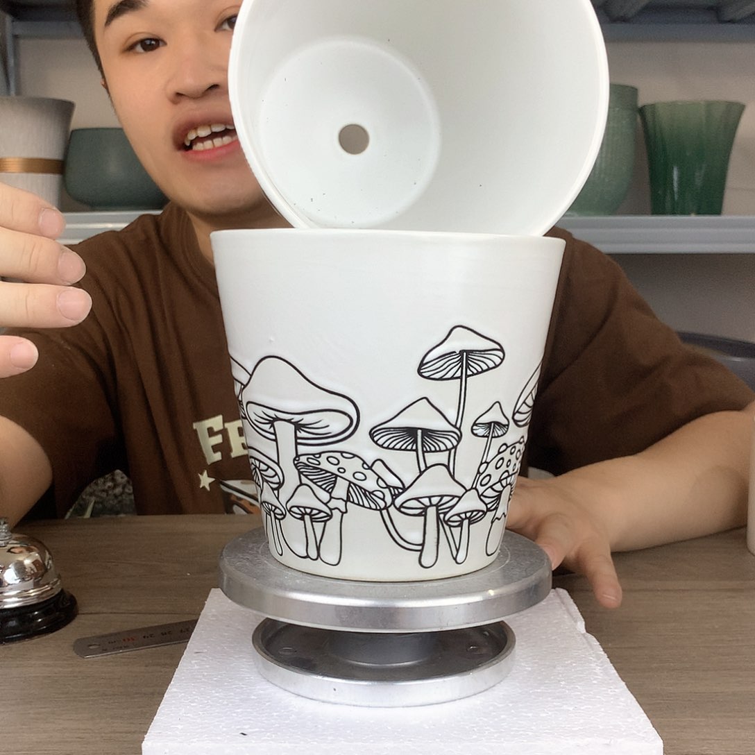 红陶微瑕/蘑菇图案花盆15x14两个花盆