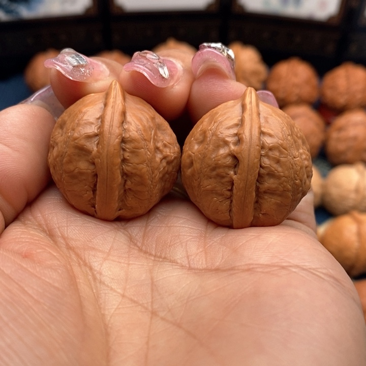 文玩核桃把件手捻