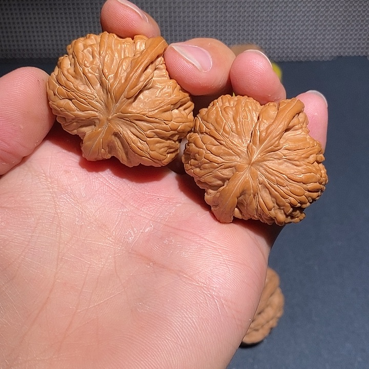 文玩核桃吊坠磨盘