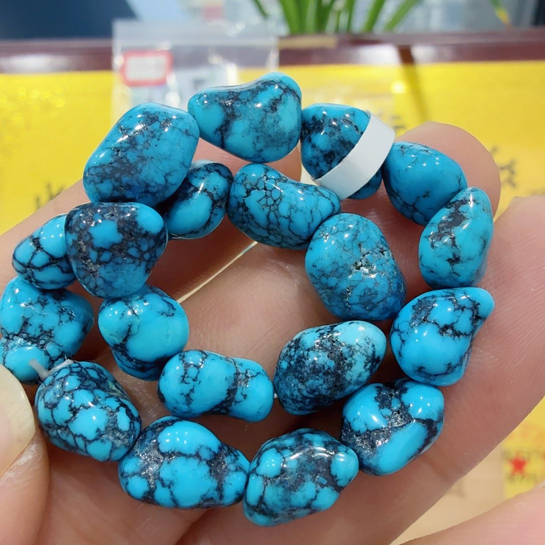 旺***号绿松石未镶嵌珠宝奇石