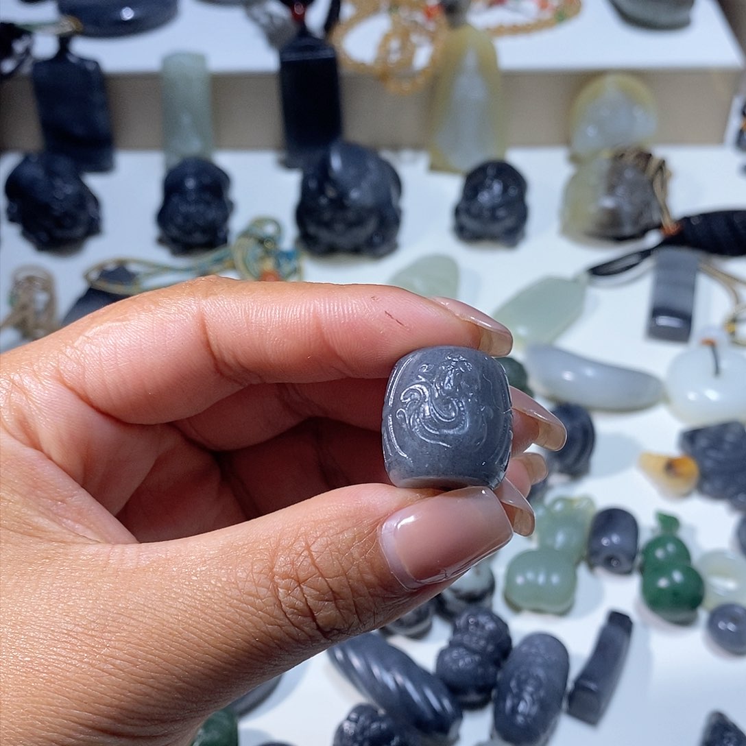 和田玉挂件未镶嵌