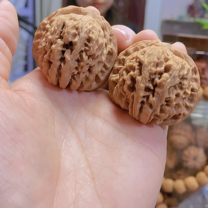 【闪购商品】文玩核桃把件42四座楼