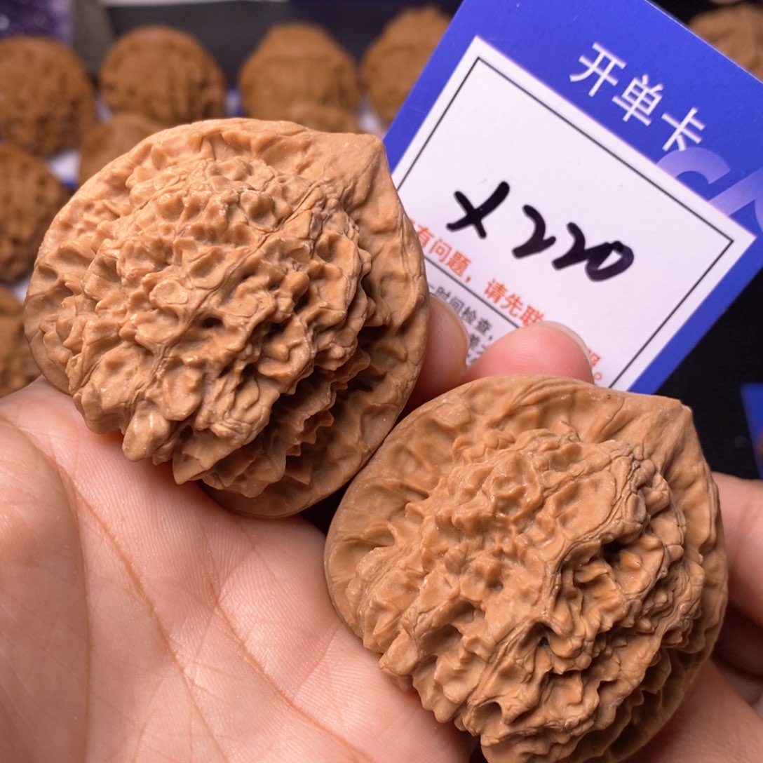 文玩核桃把件50全品官帽x220