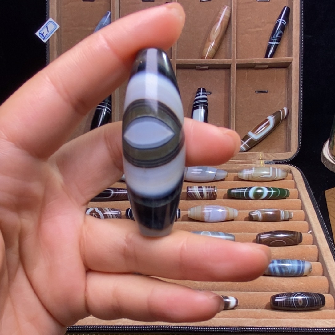 会***头玛瑙/玉髓未镶嵌颈饰