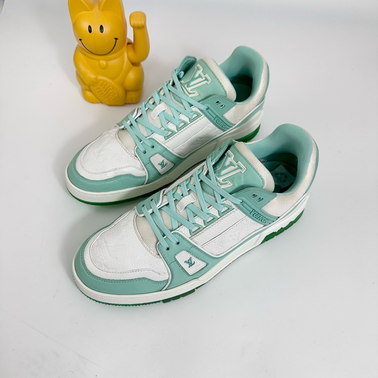 95新 LouisVuitton/路易威登 41码/Tiffany色白绿拼接Trainer板鞋