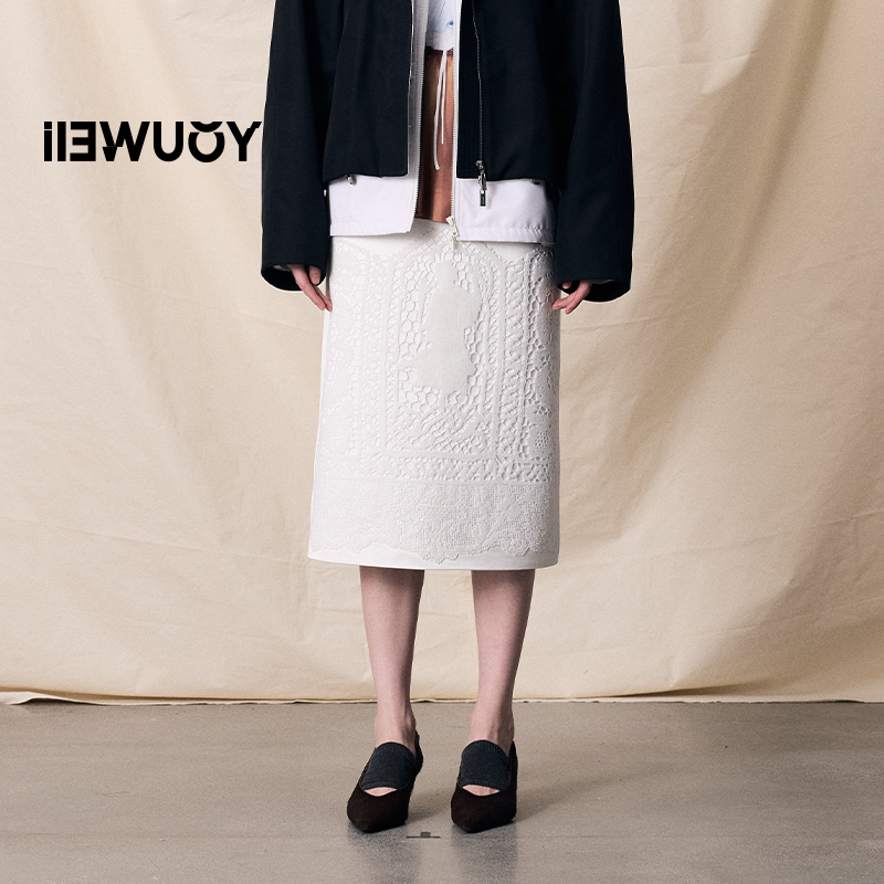 有尾YOUWEI2025冬款农夫花园牙刷绣半裙Y5825405半身裙冬季秋冬