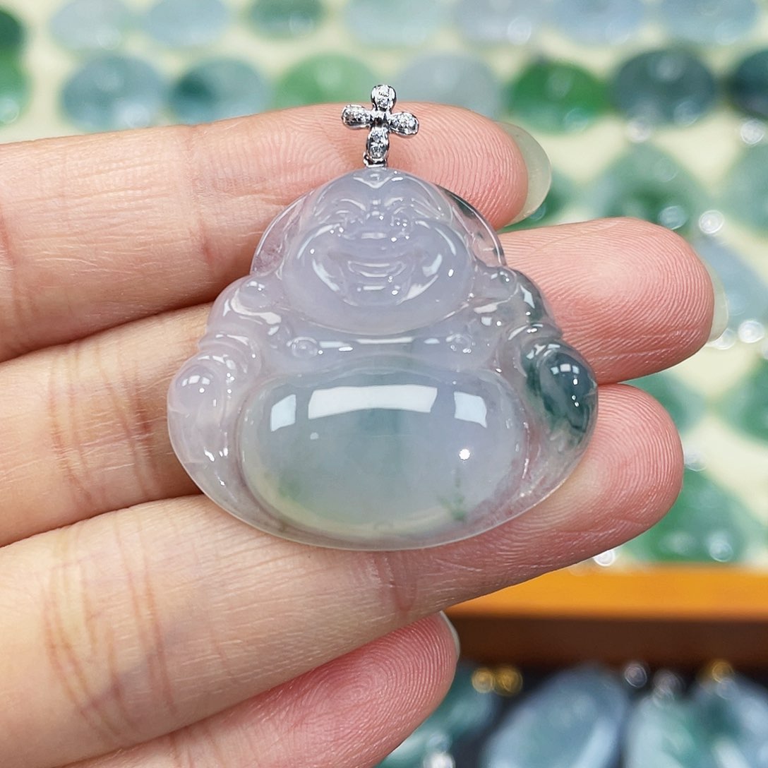 翡翠颈饰18K金镶嵌吊坠