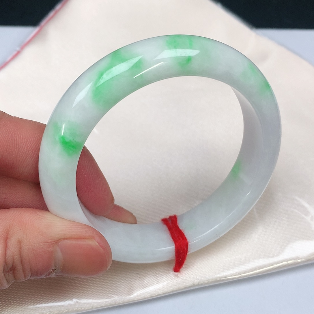 翡翠手镯未镶嵌圈55