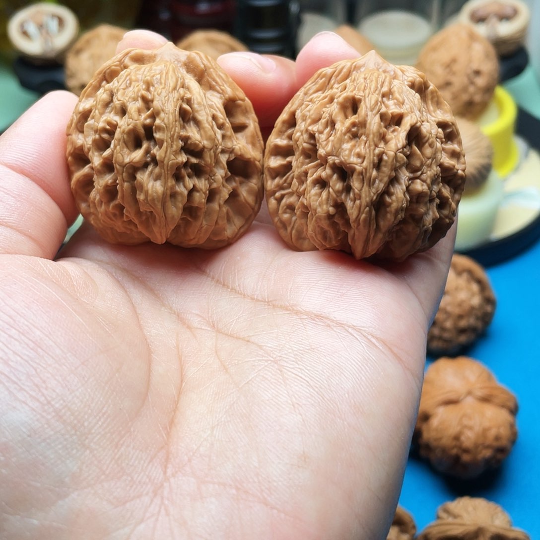 文玩核桃把件虎头40全