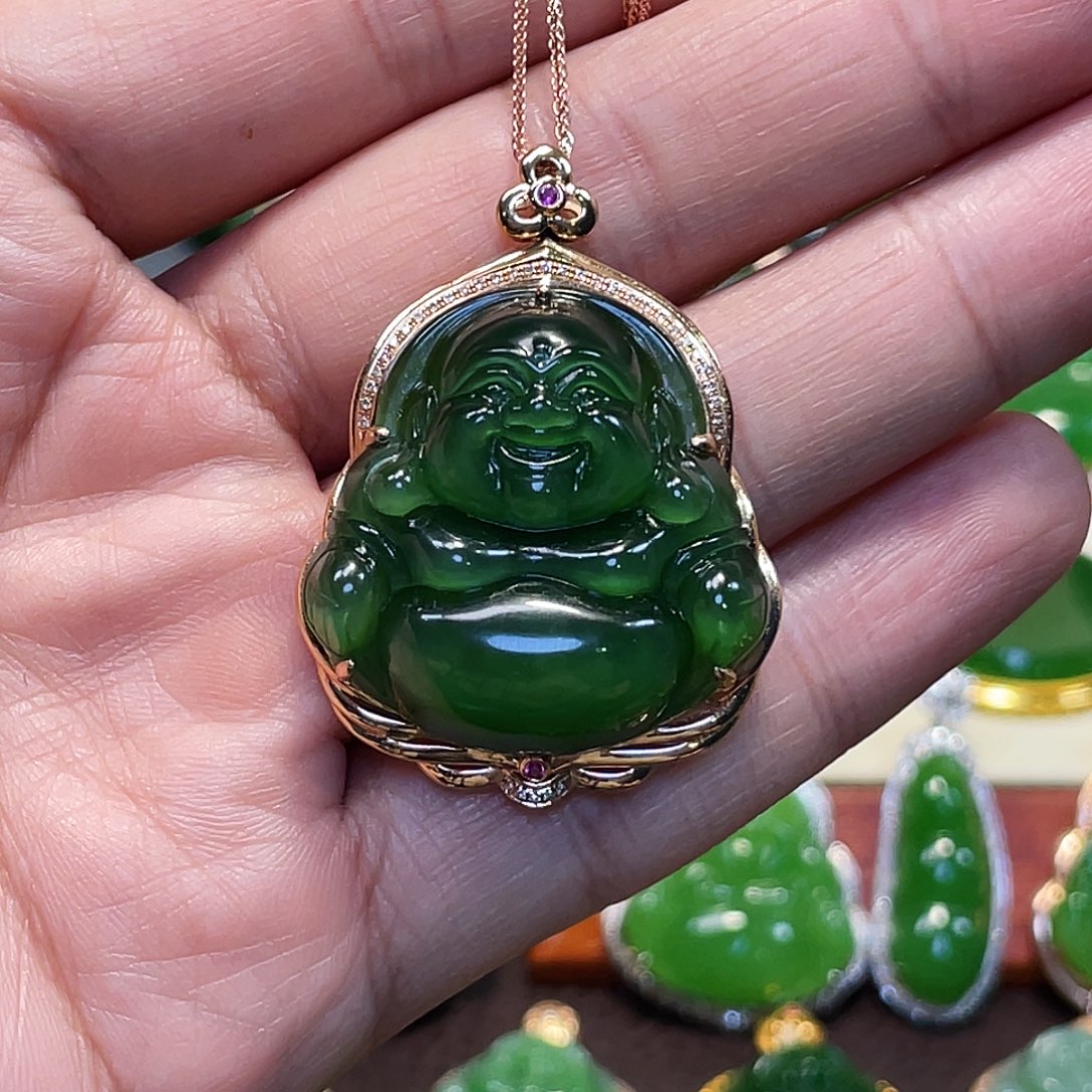 和田玉颈饰18K金镶嵌佛公