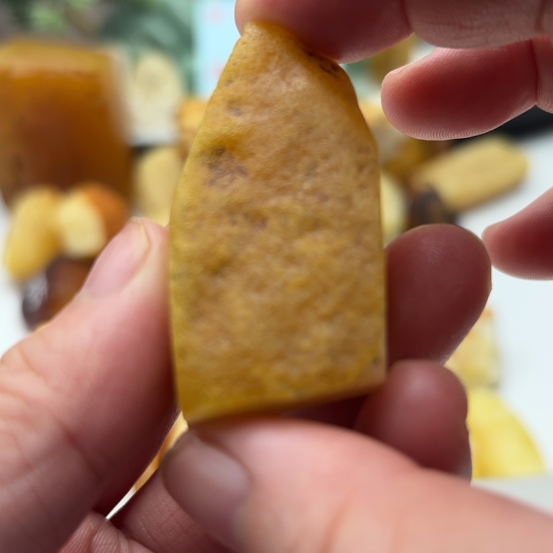 定制琥珀未镶嵌悦**士