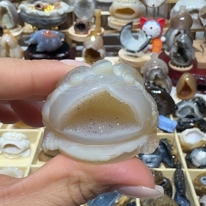 福***照玛瑙/玉髓未镶嵌珠宝奇石金蟾