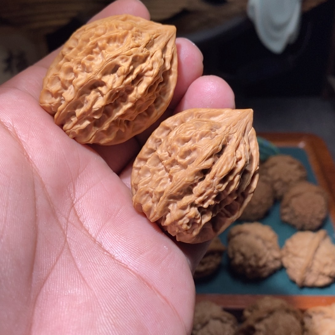 文玩核桃吊坠鸡心38