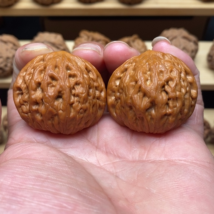 文玩核桃把件39.5铁锤