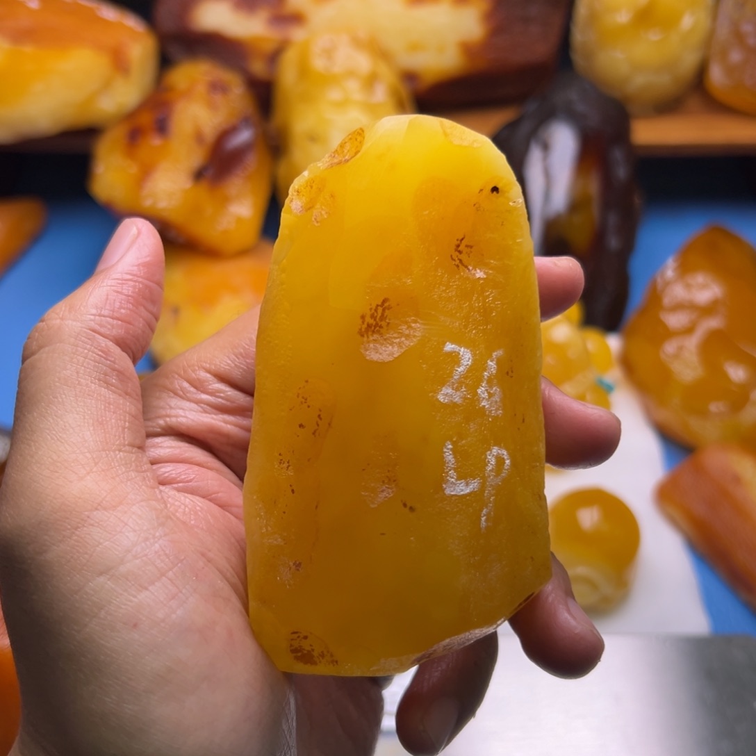 ****年定制琥珀未镶嵌12345678
